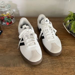 Adidas tennis shoe